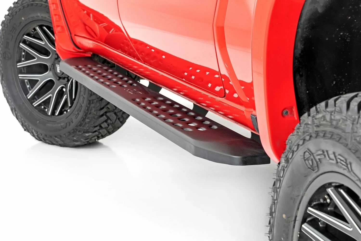 Fits Chevy_GMC 1500_2500HD(19-24) RPT2 Running Boards Crew Cab Black 44002